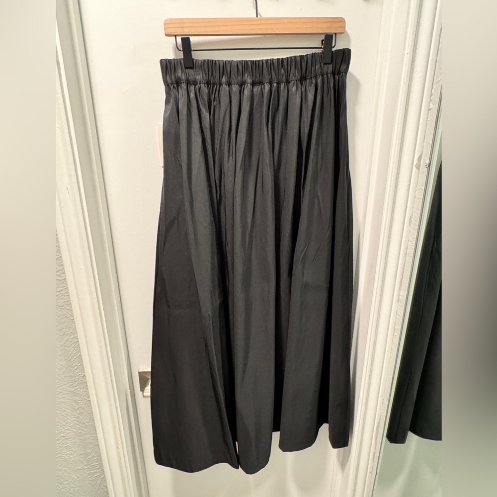 Elegant Black Women's Skirt